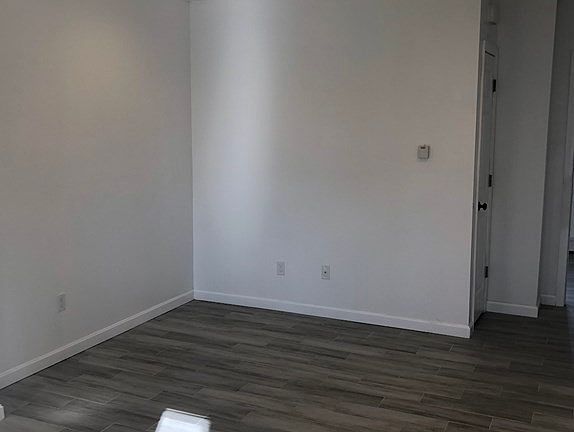3rd image of 125 Trenton St #1