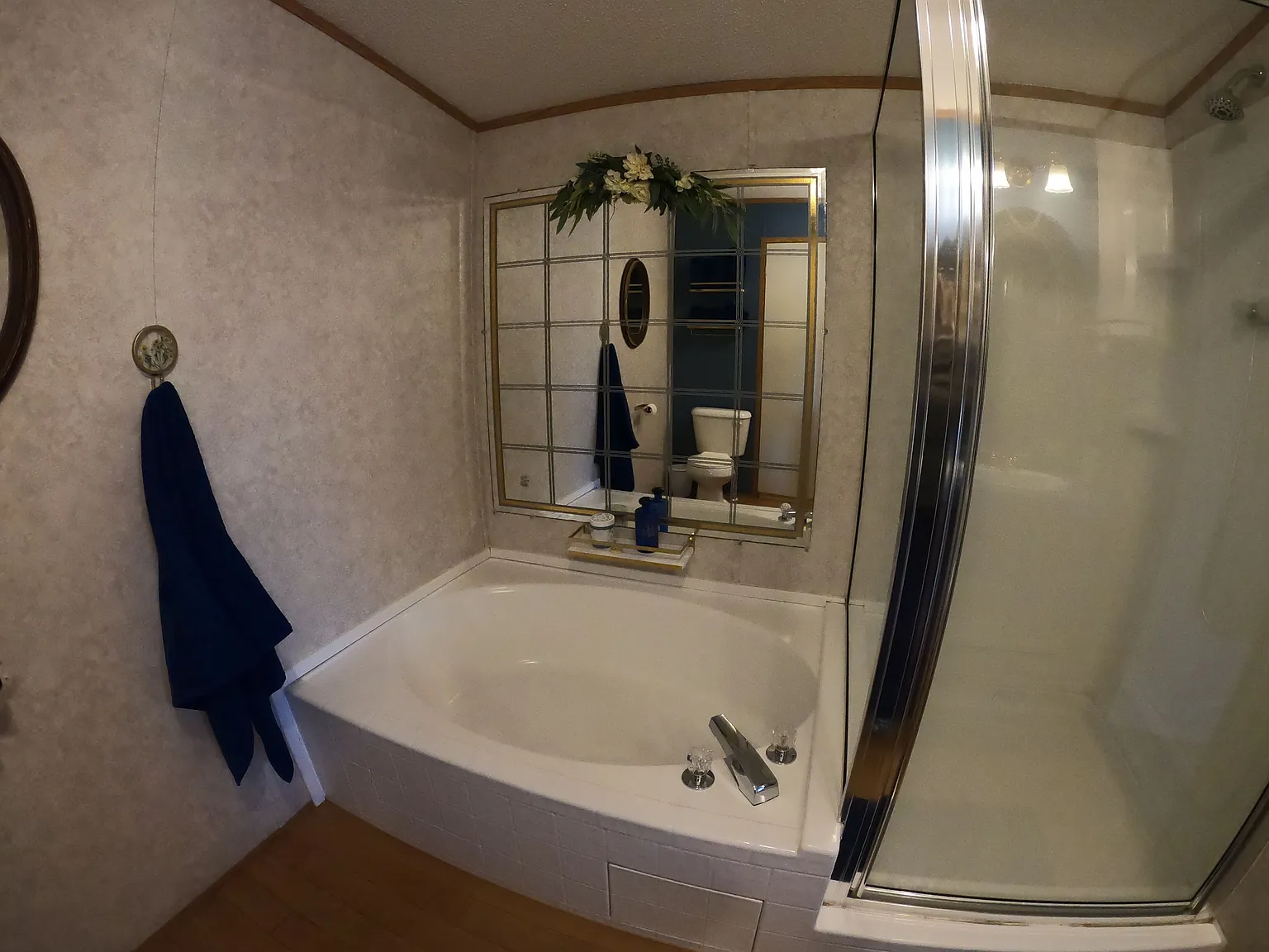 2 bed, 1.0 bath, 900 sqft, $1,599 — Photo 3