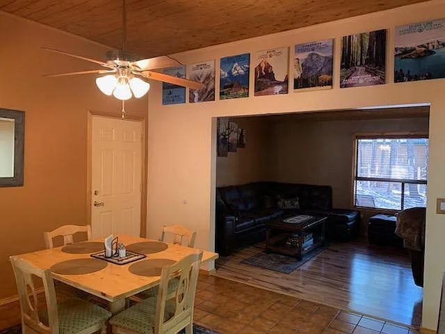 7144 Moon Creek Cir — Photo 18