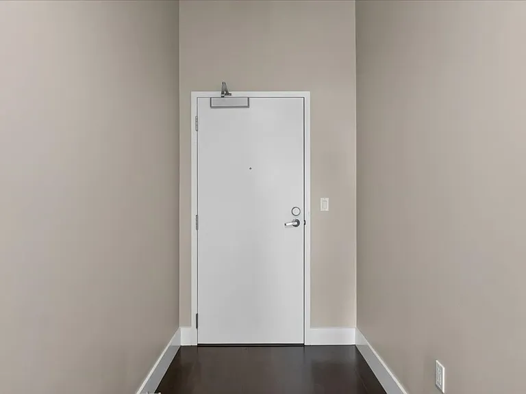 4100 Forest Park Ave #213 — Photo 6