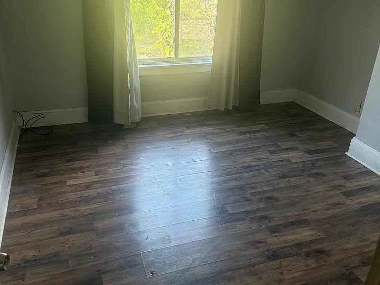 195 N Oakley Ave #3 — Photo 10