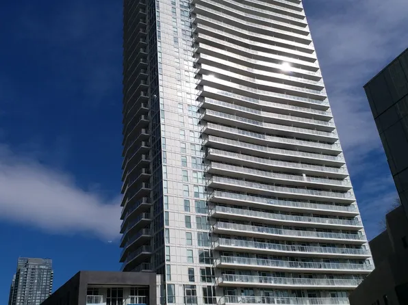75 Queens Wharf Rd, Toronto, ON