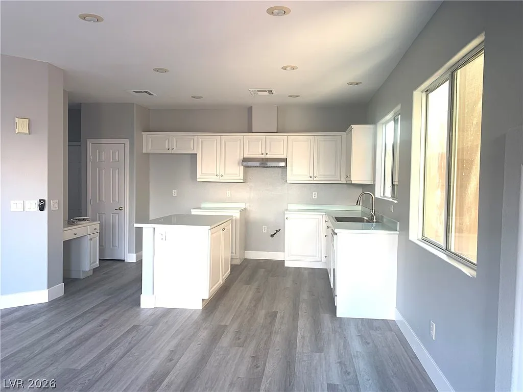 Building Photo - 8010 Retriever Ave