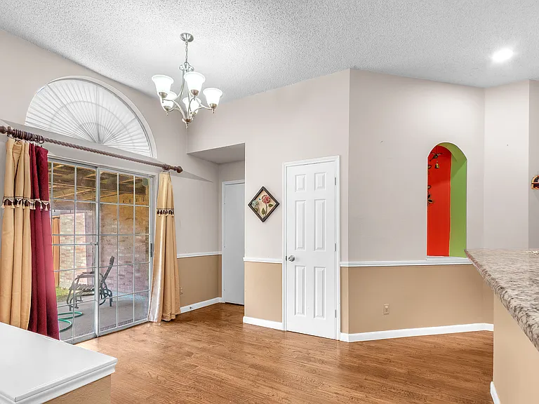 10809 River Oaks Dr — Photo 20