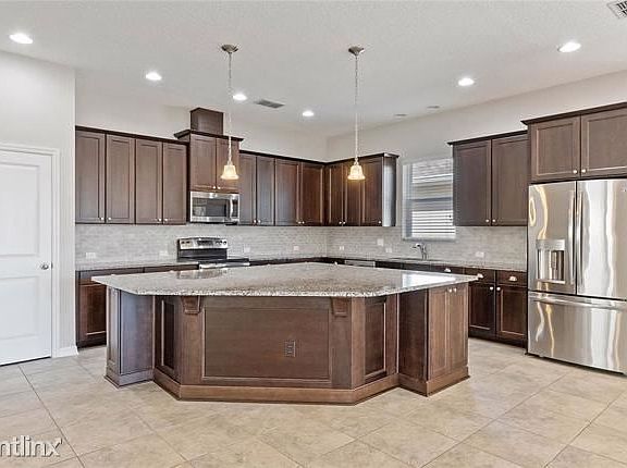2nd image of 16753 Abbey Hill Ct