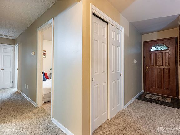 5th image of 2444 Tennyson Dr