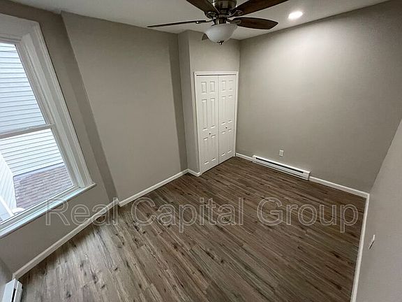 2nd image of 3 Hill St Floor 2