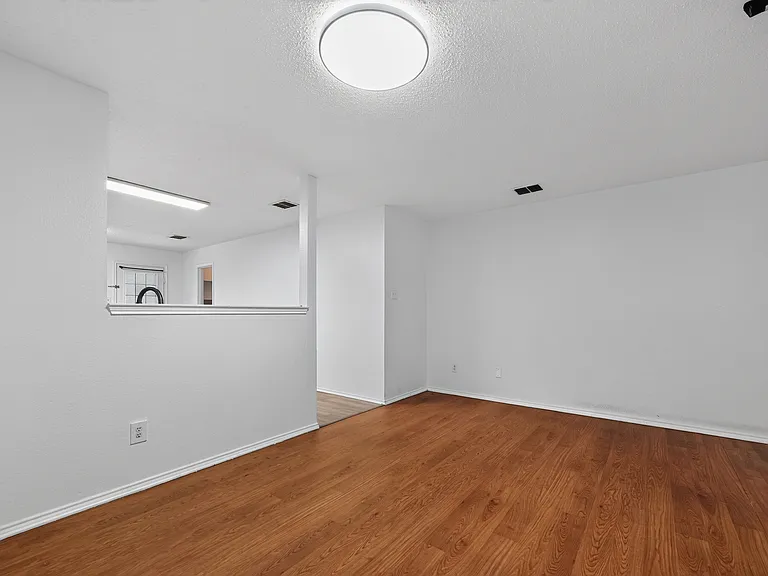 5416 Temecula Rd — Photo 6