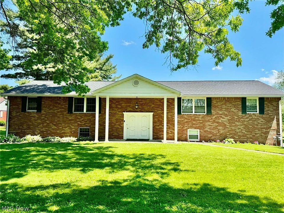 1st image of 1236-1238 Bowen Cir NW
