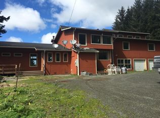 1643 Tompkins Hill Rd, Fortuna, CA 95540