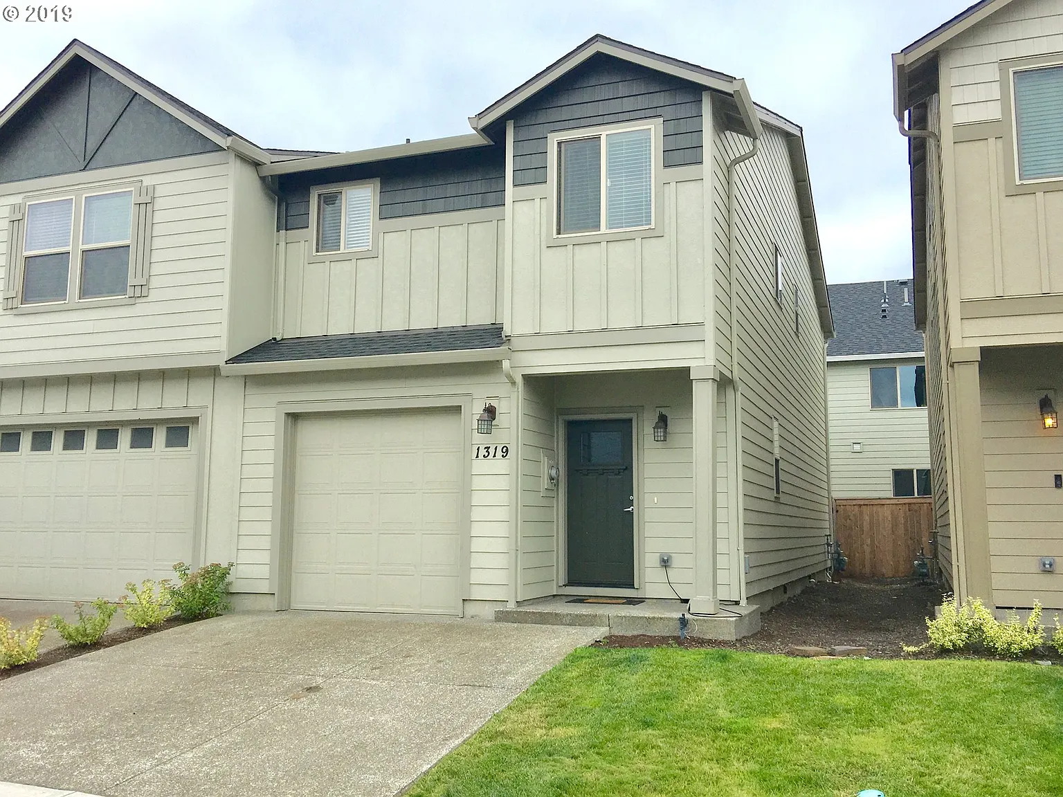 1319 NE 82nd Way photo 1