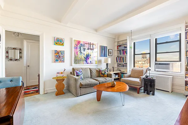 Sold by Compass | media 9