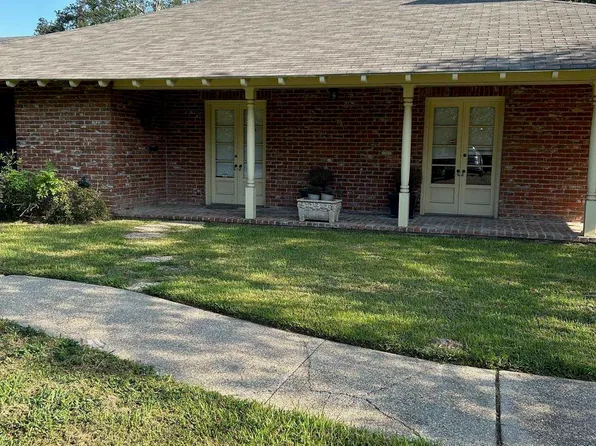 2555 Hundred Oaks Ave, Baton Rouge, LA 70808