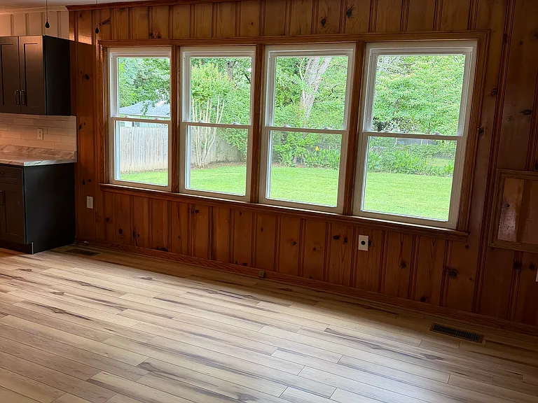 7116 Hillcrest Dr — Photo 2