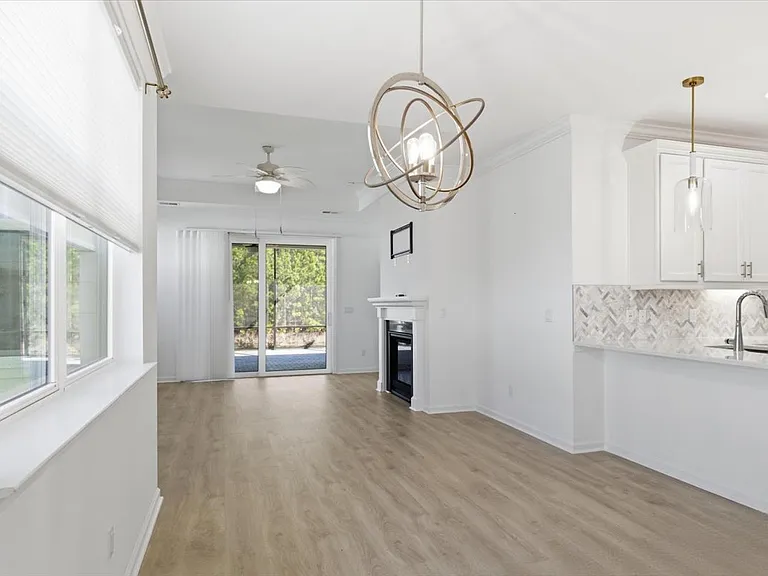 161 Sand Dollar Dr — Photo 8