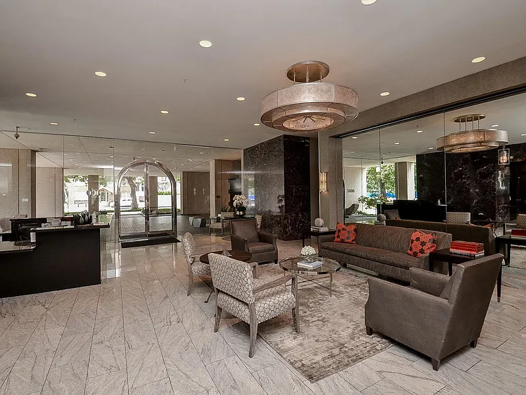 5000 Montrose Blvd #12B — Photo 6