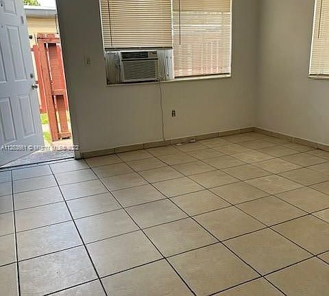 5th image of 12110 NE 8th Ave APT C
