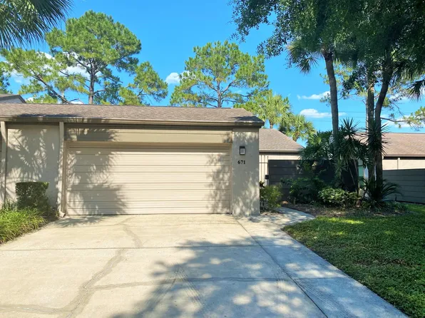 671 Woodridge Dr, Fern Park, FL 32730