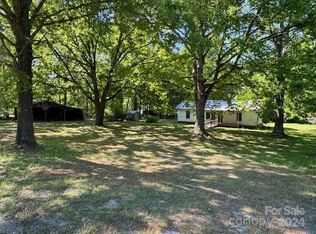 138 McKinnon Rd, Mount Gilead, NC 27306