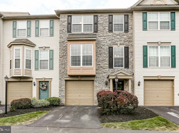133 Kathryn Dr #133, Red Lion, PA 17356
