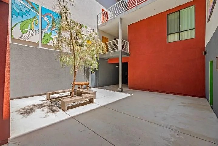 6619 Linda Vista Rd #6 — Photo 34