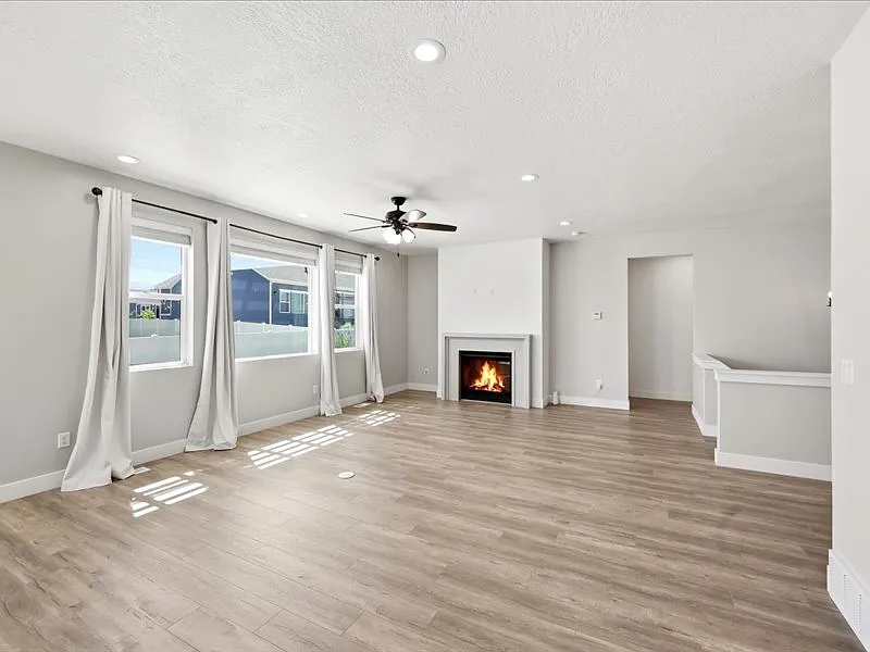 Beautiful Home in Brookside Subdivision — Photo 2
