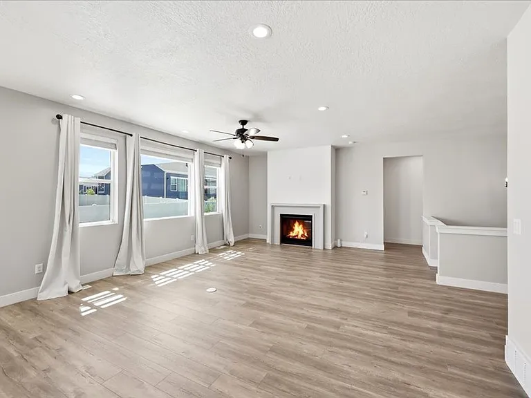 1681 S 1110 E — Photo 2