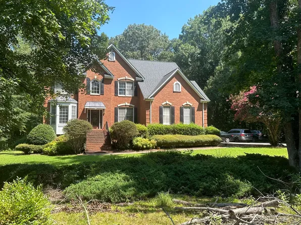 185 Pointer Ridge Trl, Fayetteville, GA 30214