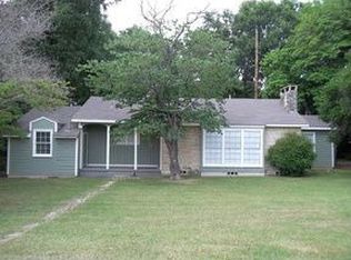 1421 Valley Dr, Longview, TX 75601