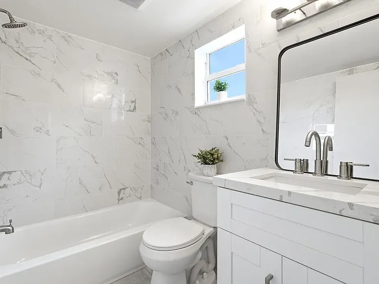 1747 Rodman St #302 — Photo 13