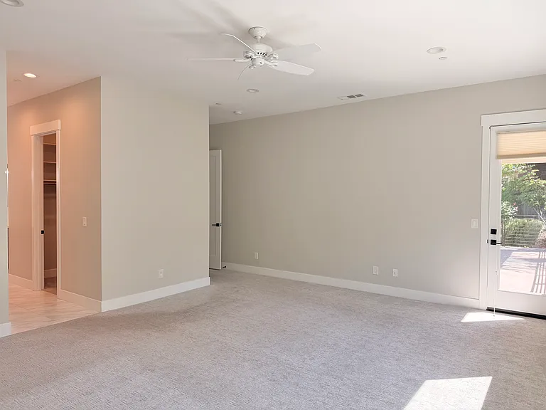 1112 Turquoise Way — Photo 30