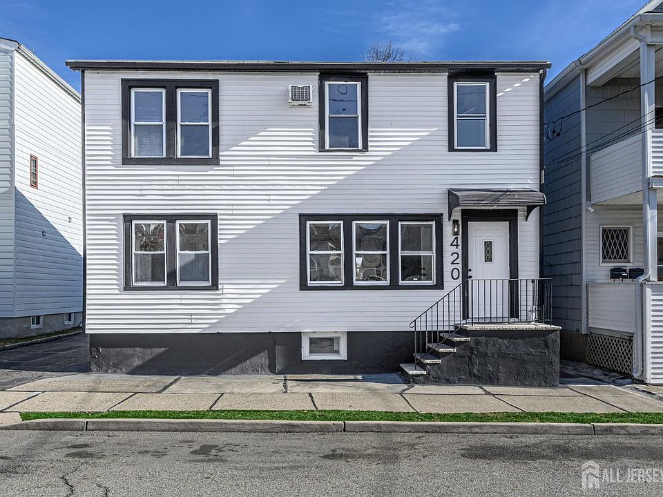 1st image of 420 Morrissee Ave