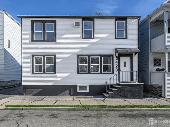 420 Morrissee Ave, Haledon, NJ 07508