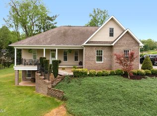 288 Max Jett Rd, Johnson City, TN 37601