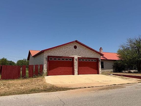 4th image of 802 Frio St
