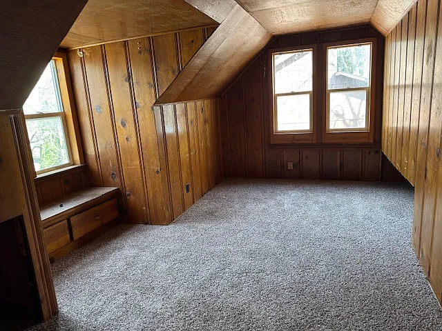 1086 Playground Dr — Photo 12