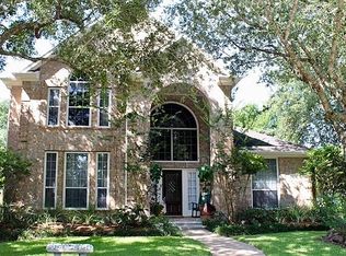 1808 Parkview Dr, Friendswood, TX 77546