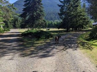 5148 Mount Pleasant Rd, Port Angeles, WA 98362