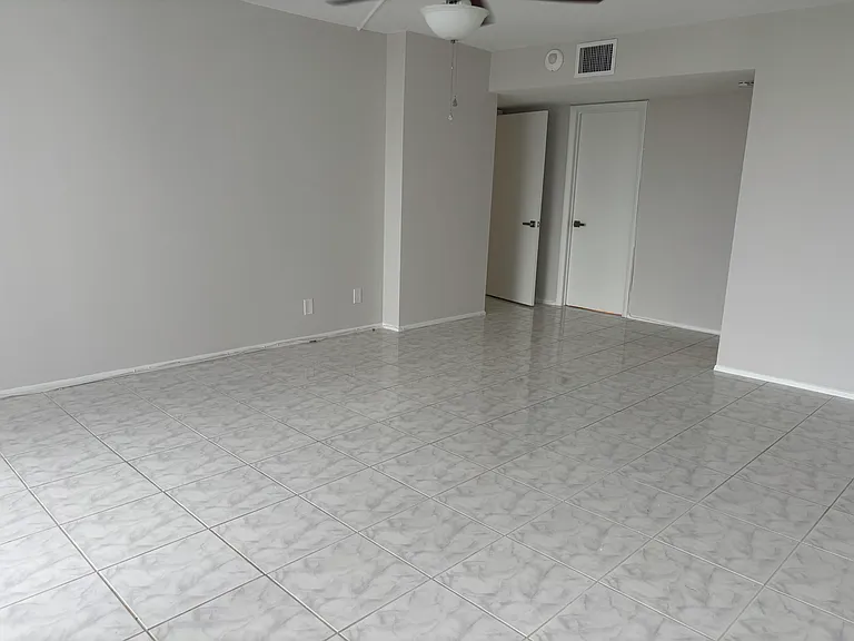 4280 Galt Ocean Dr #3E — Photo 5