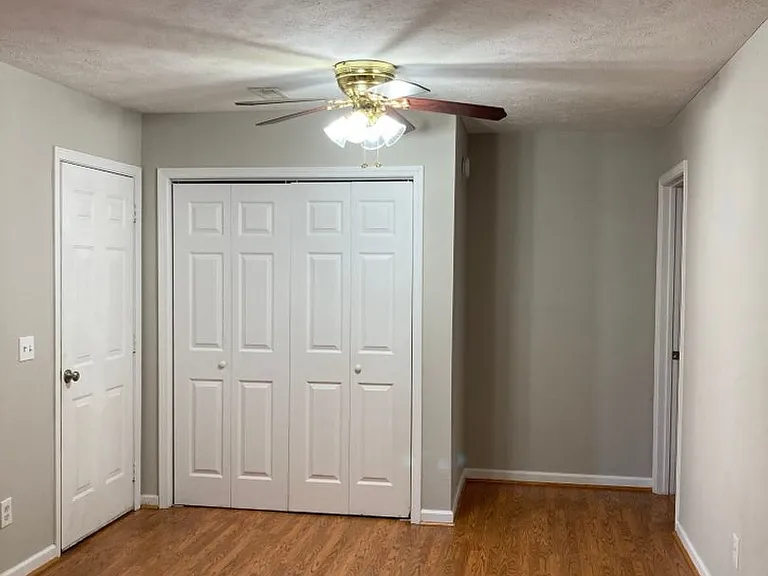 4424 Winton Dr — Photo 7