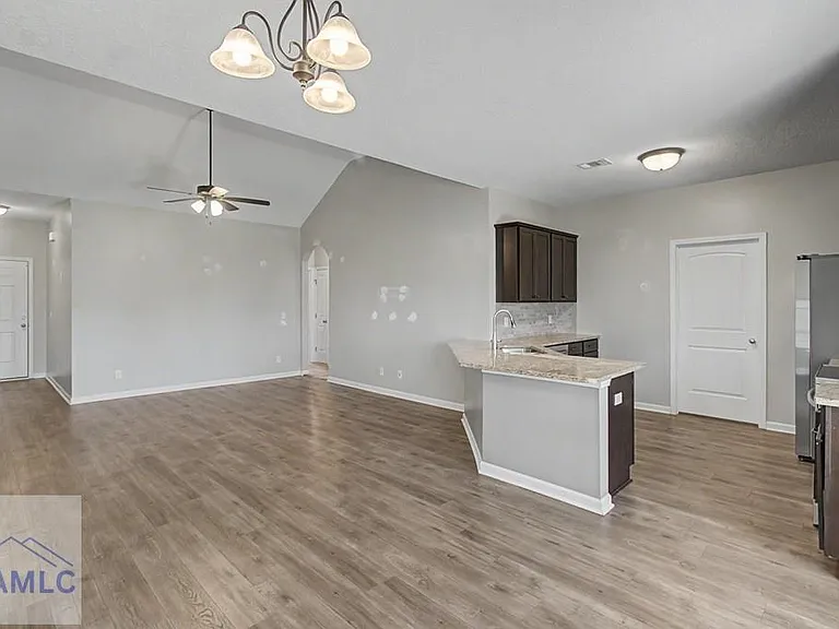 88 Whippoorwill Way NE — Photo 4