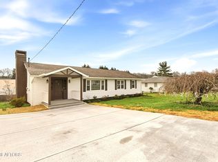 418 Highland Dr, Clinton, TN 37716