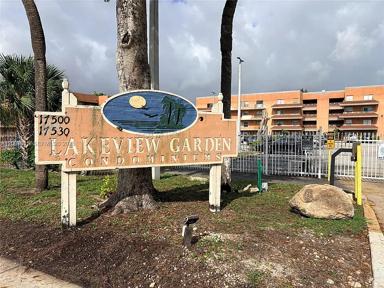 17600 NW 68th Ave #B2004 — Photo 1