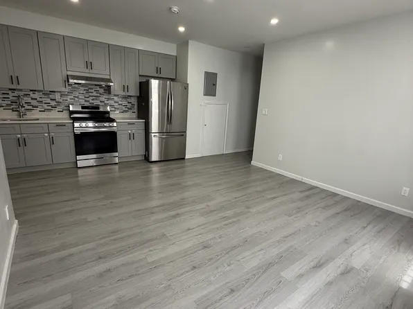 2222 E 24th St #1, Brooklyn, NY 11229