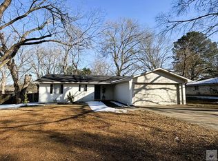 104 S Park Dr, New Boston, TX 75570