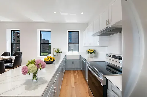 500 W 184th St #2 Photo 1 500 W 184th St #2 Photo 1