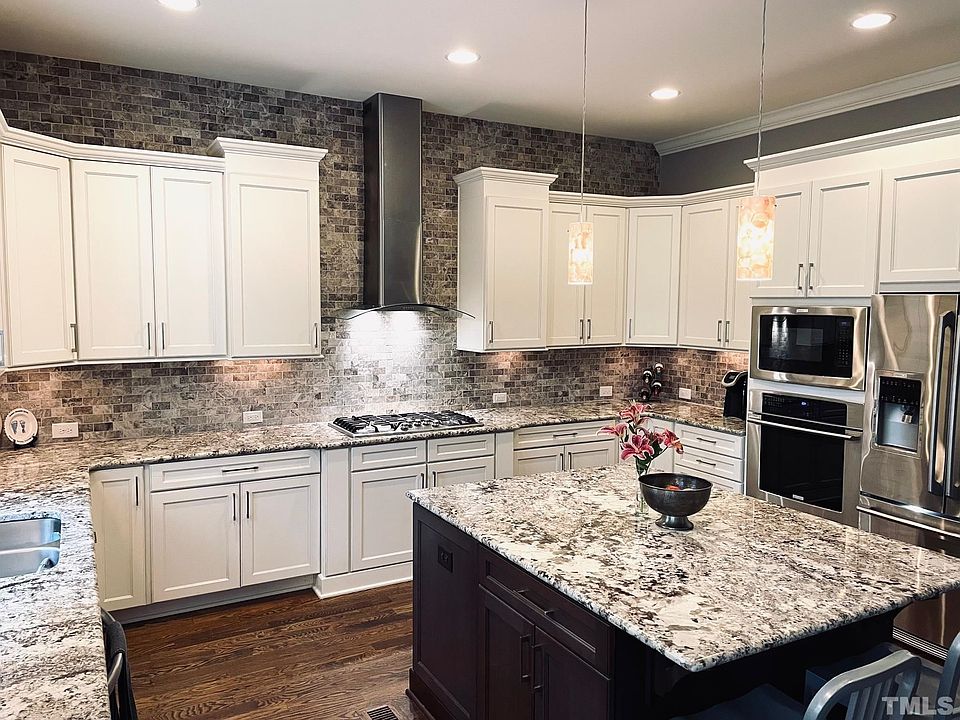 2nd image of 1321 Reservoir View Ln