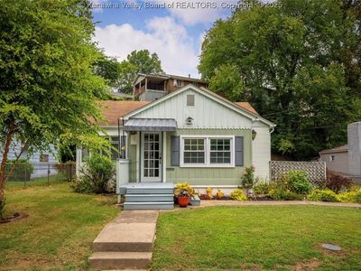 863 Valley Pike Dr, Saint Albans, WV, 25177