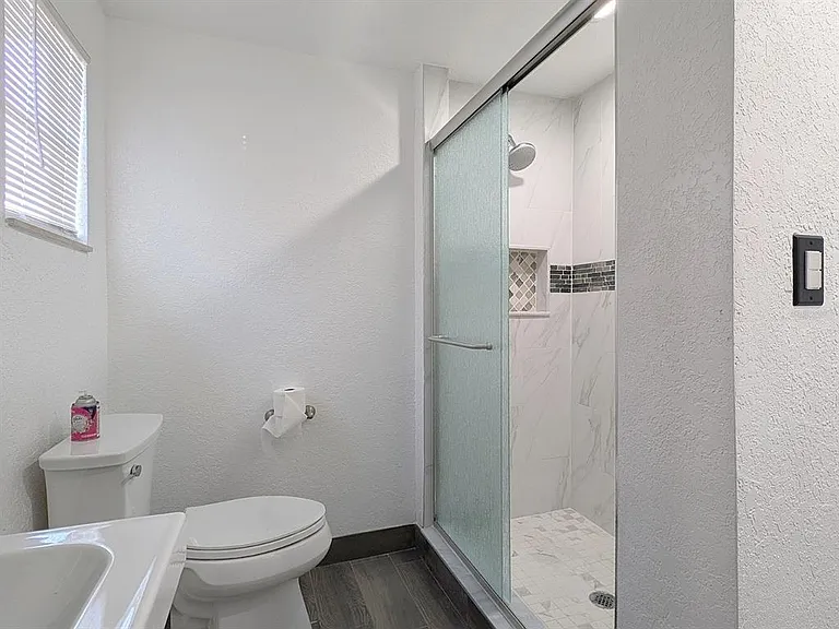15217 Bailey Hill Rd — Photo 11
