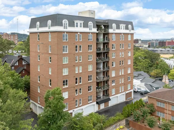 2716 Hanover Cir S Unit 301, Birmingham, AL 35205